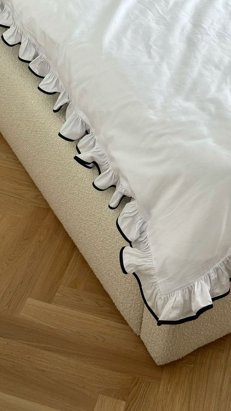 سرویس روتختی چیندار ساده سفید